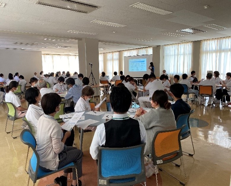 日本精神神経学会の先生方による研修「精神科医療のやりがいとジレンマ」
