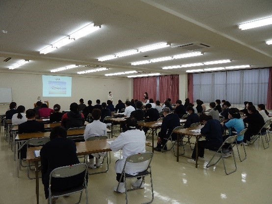 JAL講師による接遇マナー研修